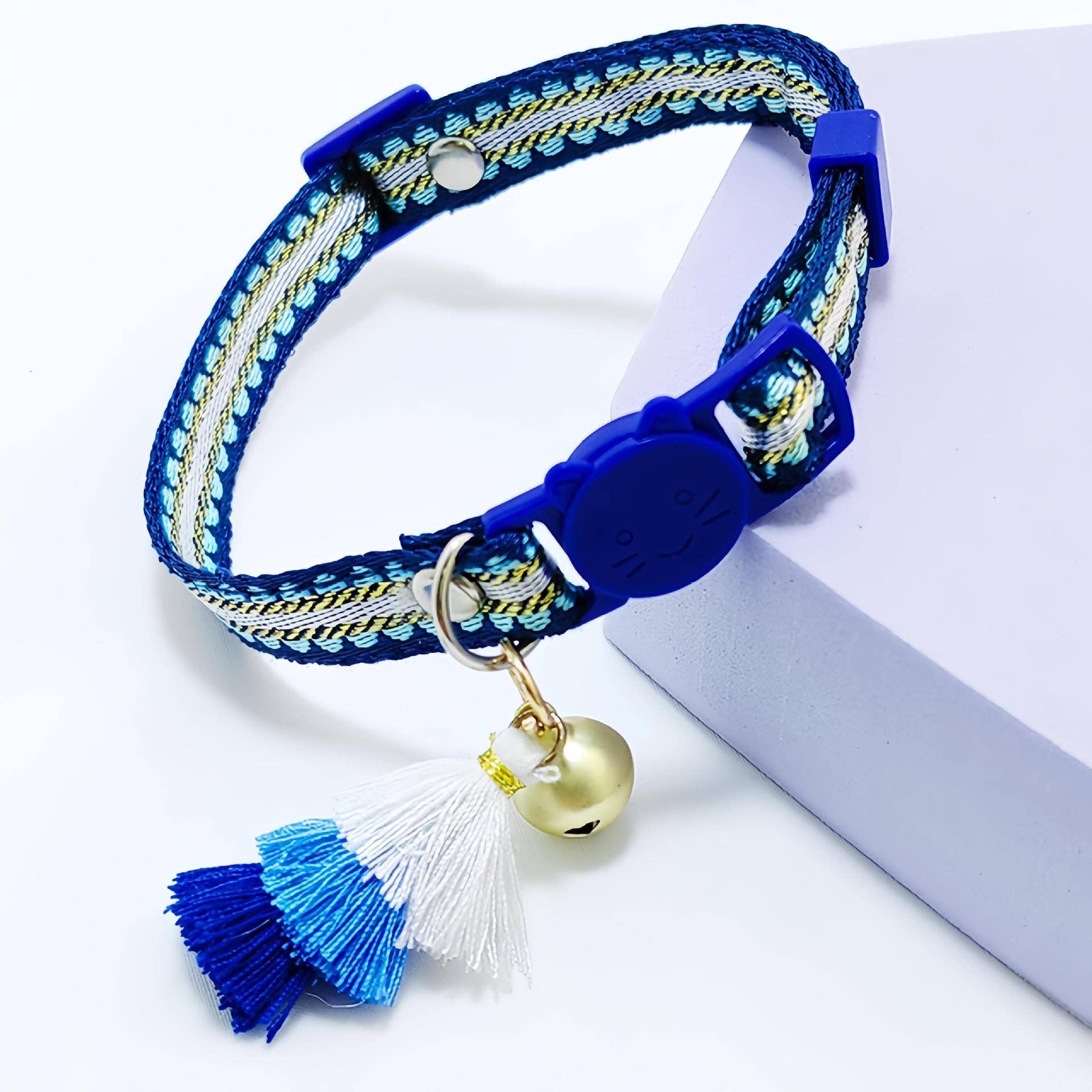 Mokka - Embroidered Cat Collar