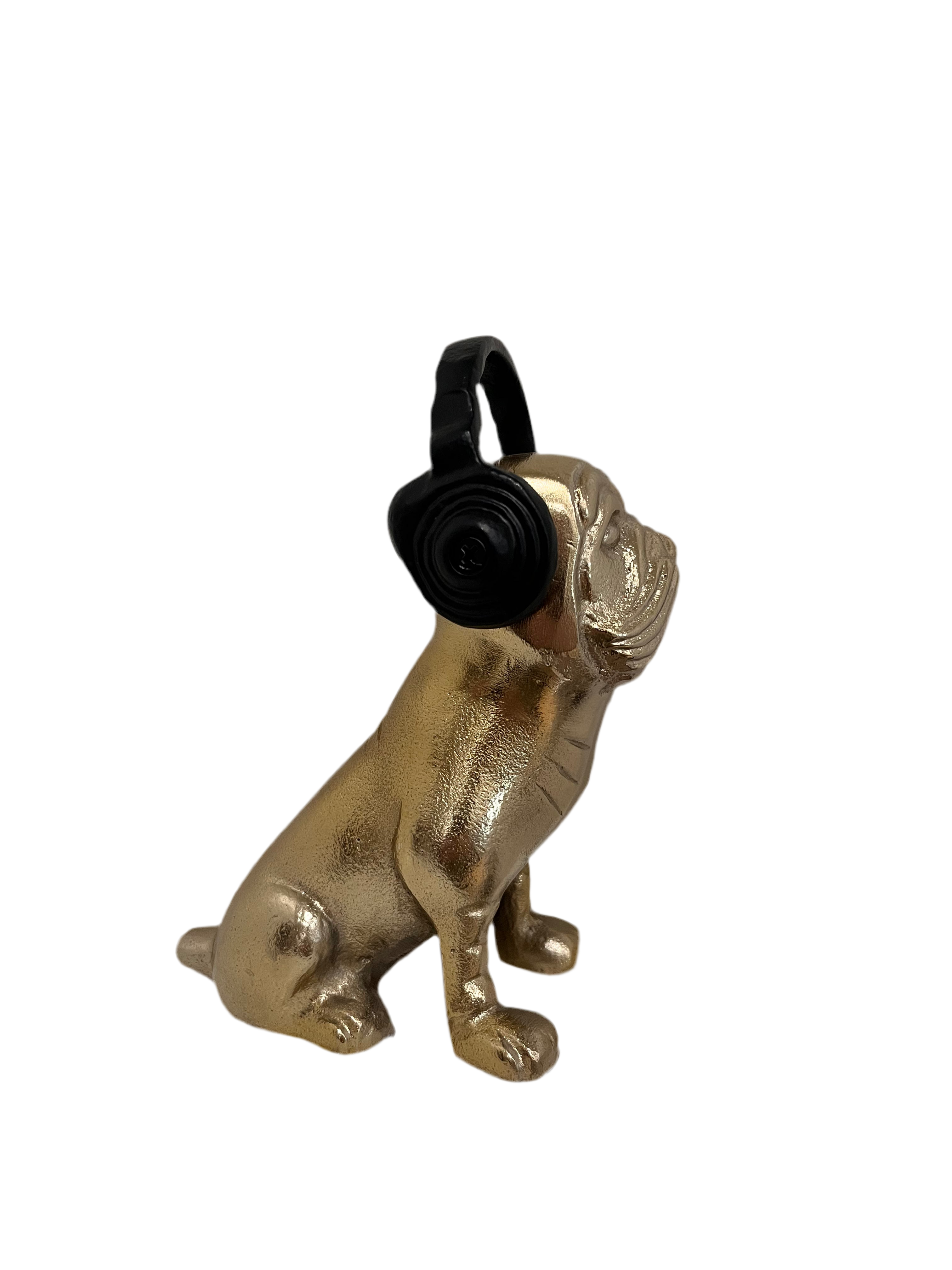 Bull Dog with headphones
