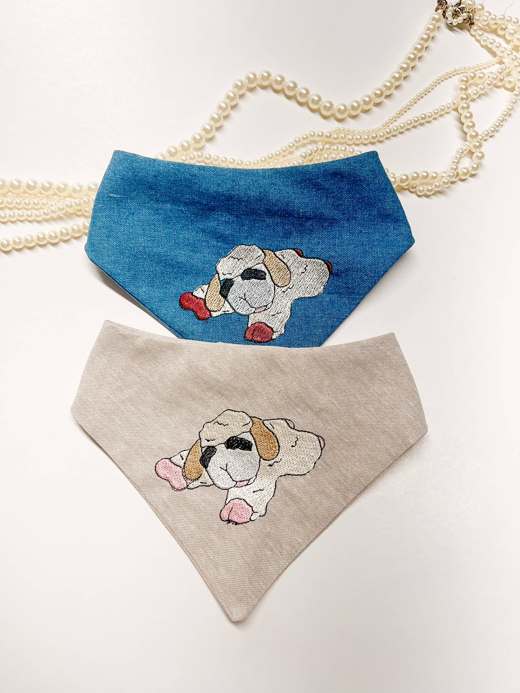 Embroidered Lamb Snap-On Reversible Dog Bandana, Curved Neck