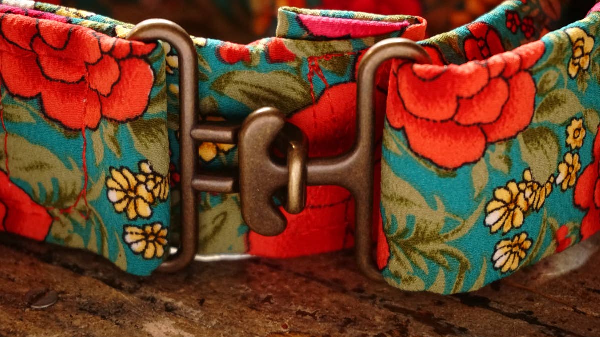 Handcrafted collar