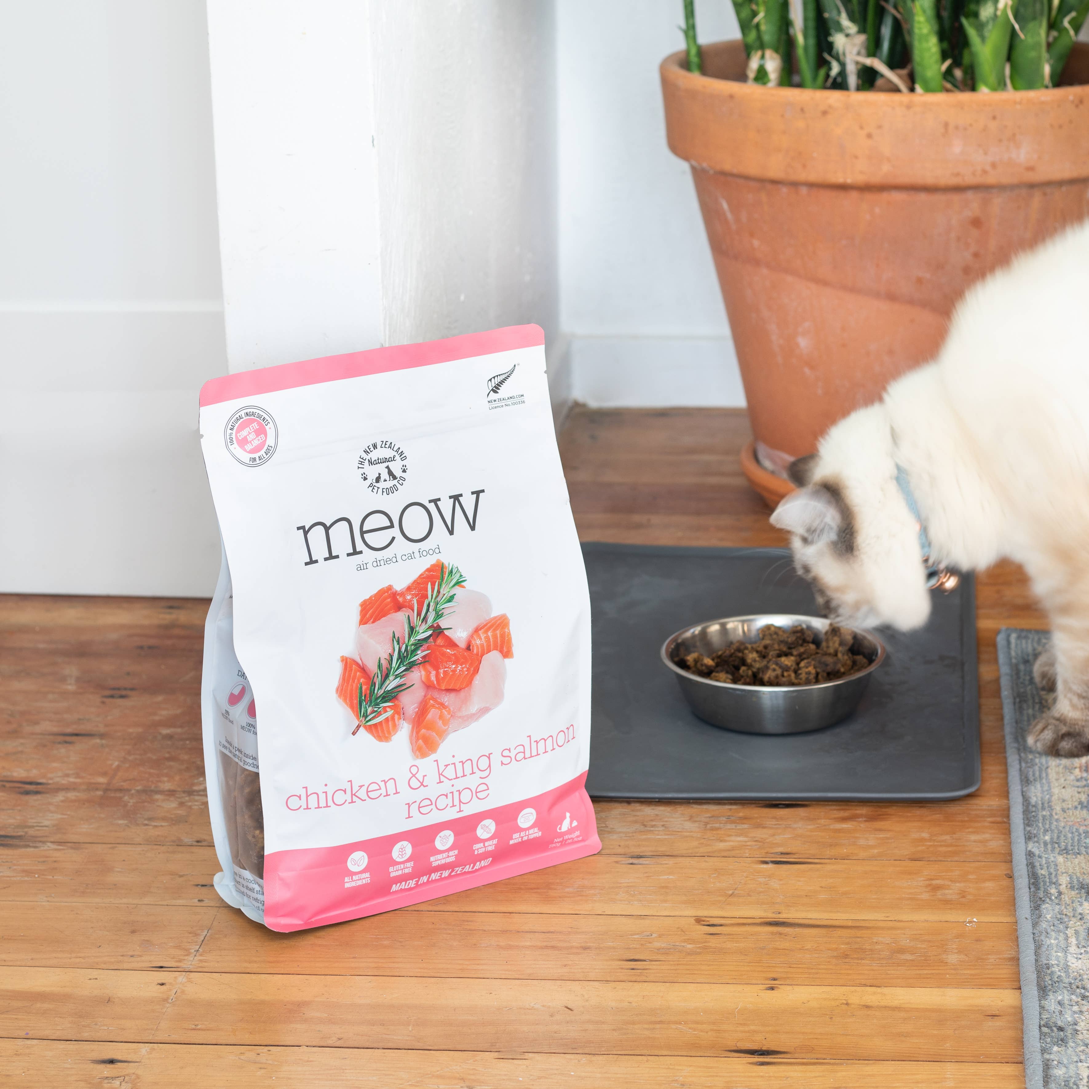 Meow Ch King Salmon Air Dried Cat Food SHORT DATED