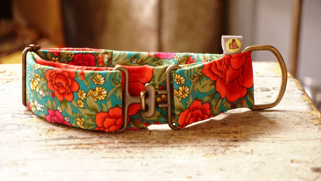 Handcrafted collar