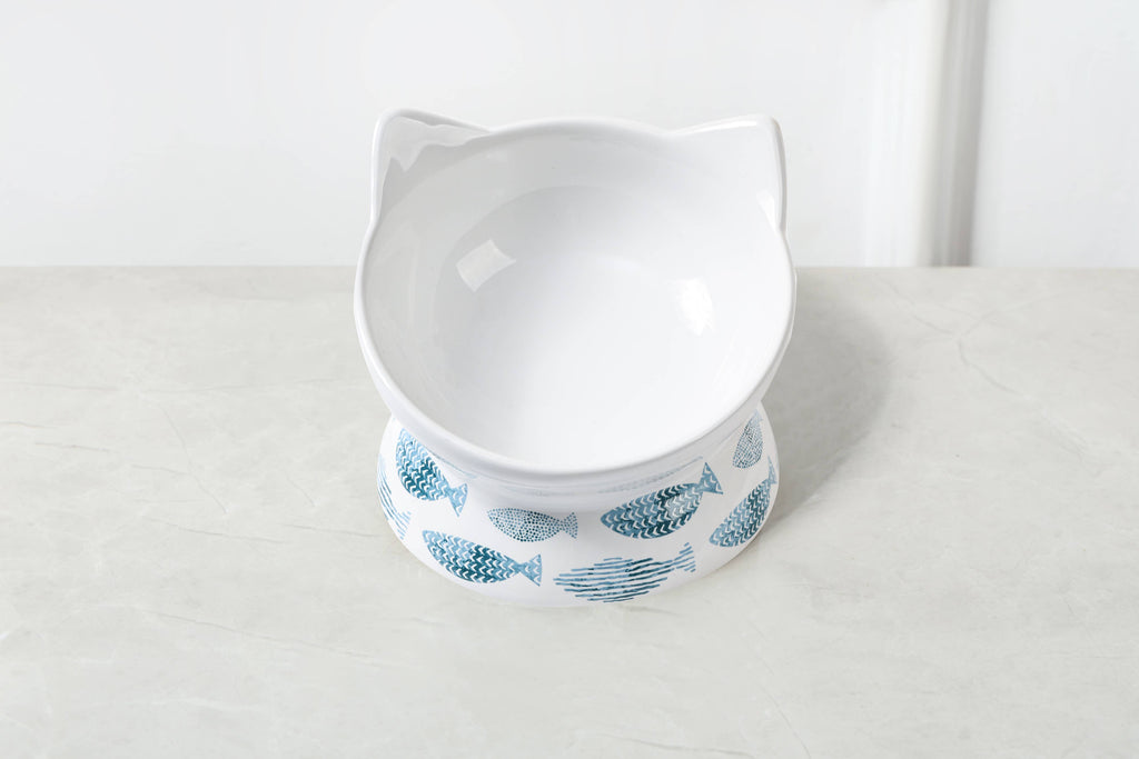 Oscar Tilt Cat Dish