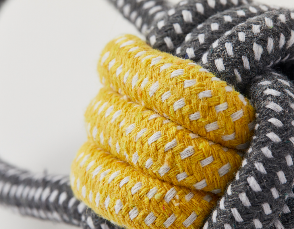 Black and Yellow Double Loop Celtic Knot Rope Toy