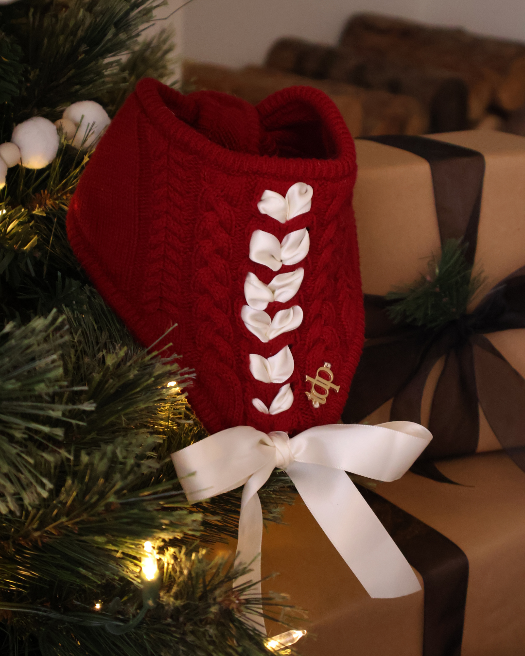 CHRISTMAS DOG BANDANA | HOLLY BOW