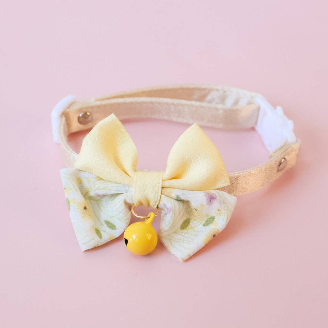 Mokka - Floral Double Bow Cat Collar – Soft, Adjustable, and Adorably Elegant