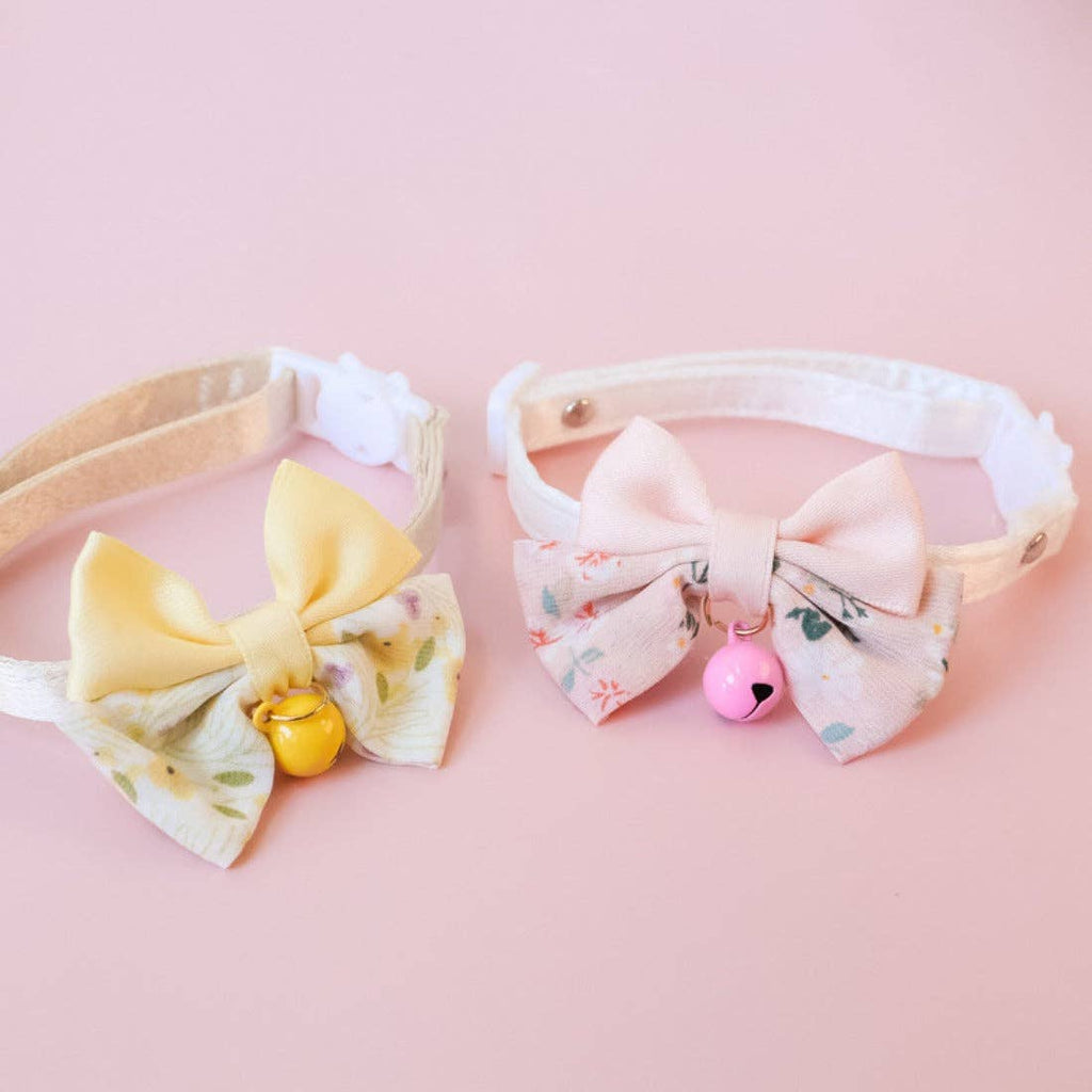 Mokka - Floral Double Bow Cat Collar – Soft, Adjustable, and Adorably Elegant